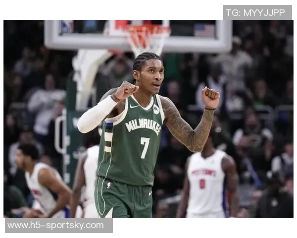 小迈克尔波特半场表现出色8中4得10分三分球两投全中助球队争胜