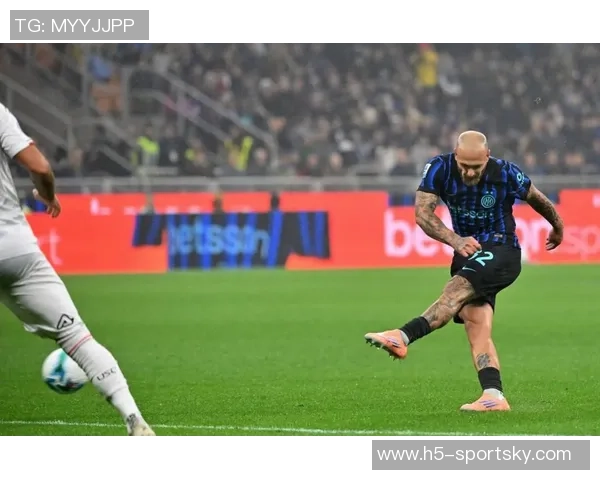 国米前主帅分析阿坎吉适合中卫角色强调球队需优先补强右后卫位置