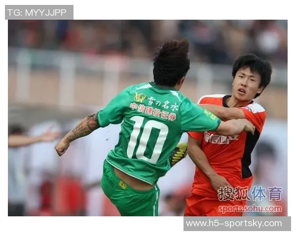 赛场竞争激烈阿门与阿尔瓦拉多冲突后握手言和展现体育精神 赛场竞争激烈阿门与阿尔瓦拉多冲突后握手言和展现体育精神